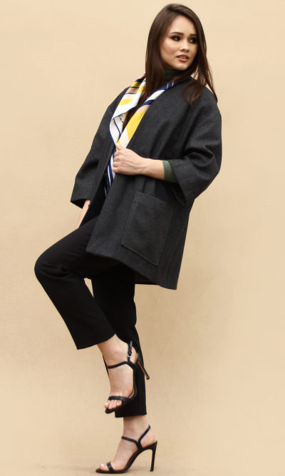 Jacheta legera gri din lana